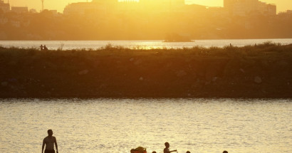 Mơ thấy tắm sông là điềm báo gì? Đánh con gì trúng lớn?